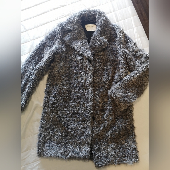Zara like new condition faux fur teddy coat grey medium - Picture 2 of 9